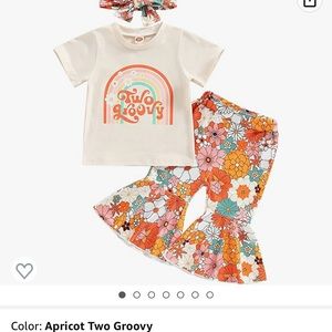 Two Groovy toddler set (18-24month)